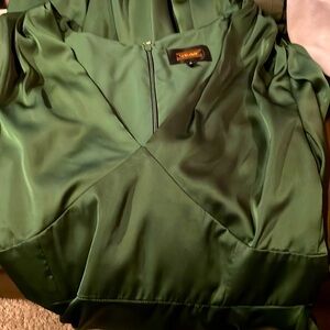 Alexia Admor Women’s Sz 6 Forest Green Dress Style:D3946